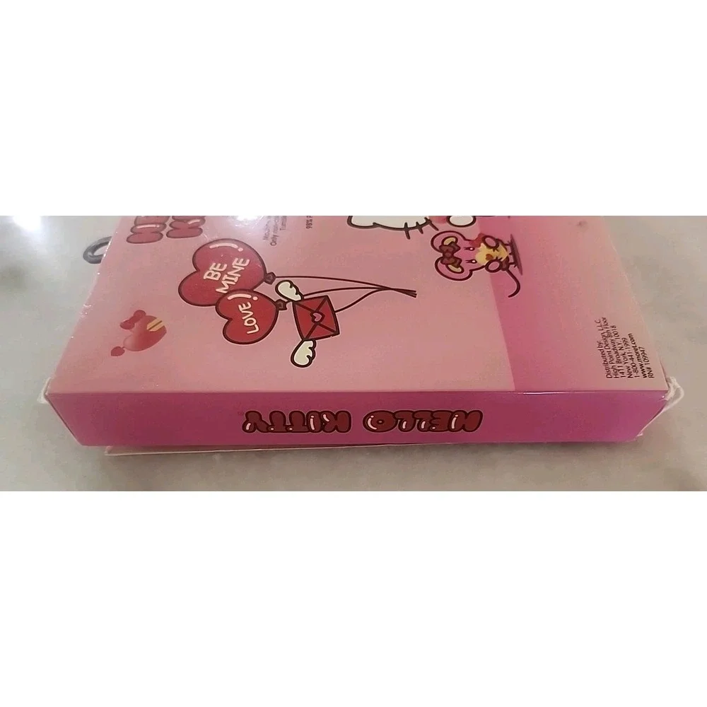 NEW / Opened Box Sanrio : Hello Kitty Valentine's Day Crew Socks (3 Pairs)